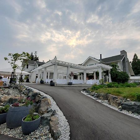 Sooke Harbour House Hotell Exteriör bild