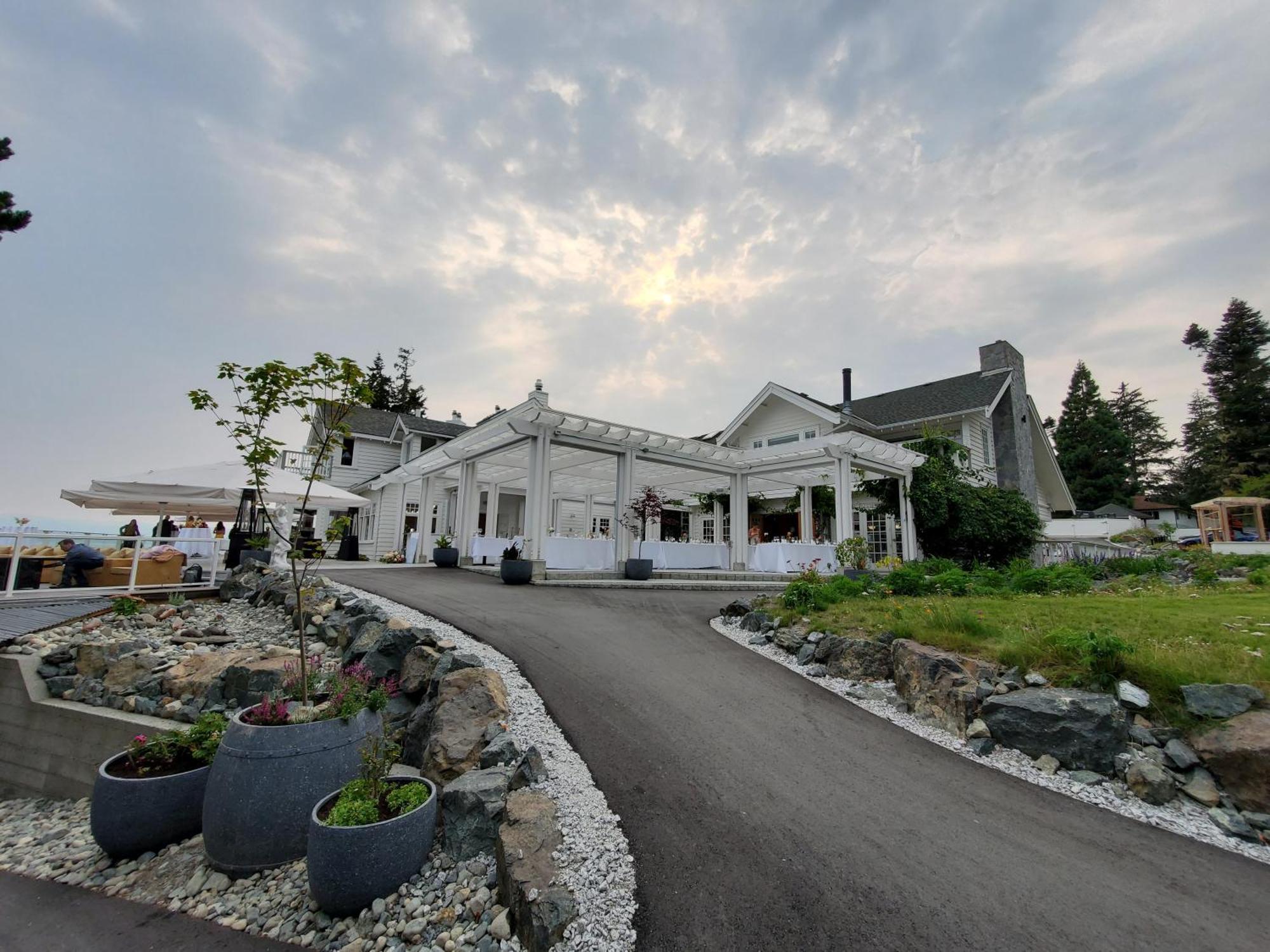 Sooke Harbour House Hotell Exteriör bild