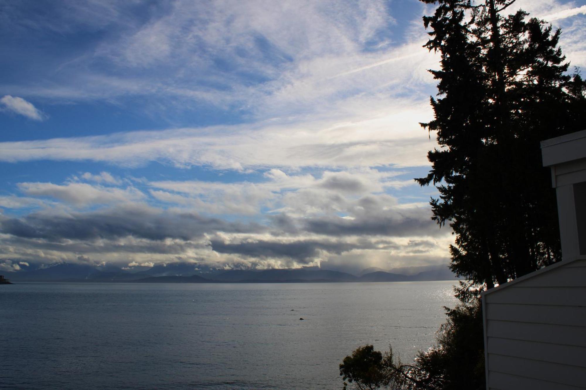 Sooke Harbour House Hotell Exteriör bild