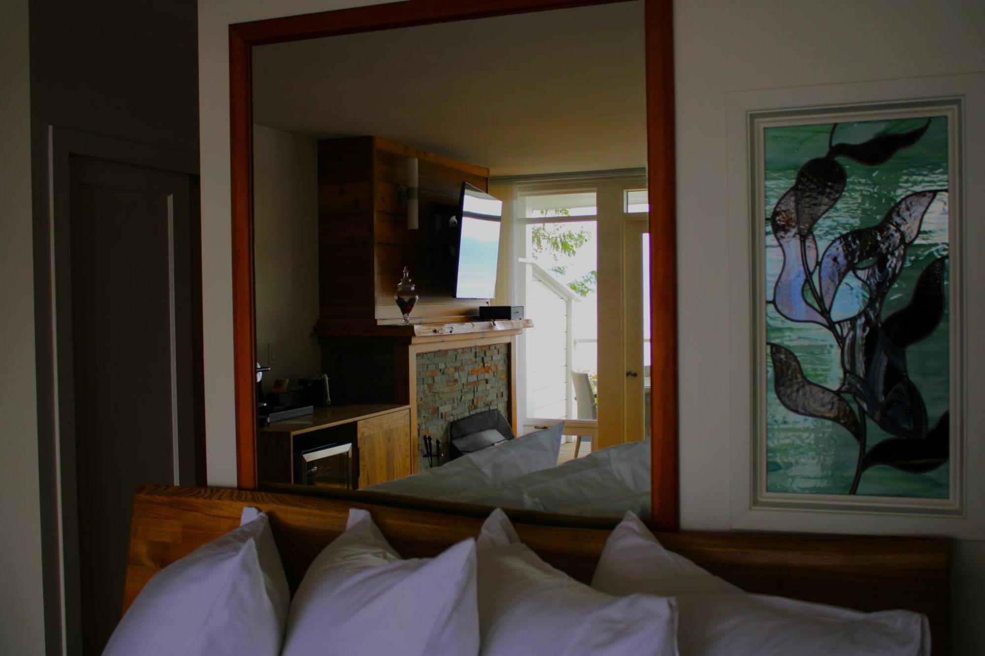 Sooke Harbour House Hotell Exteriör bild