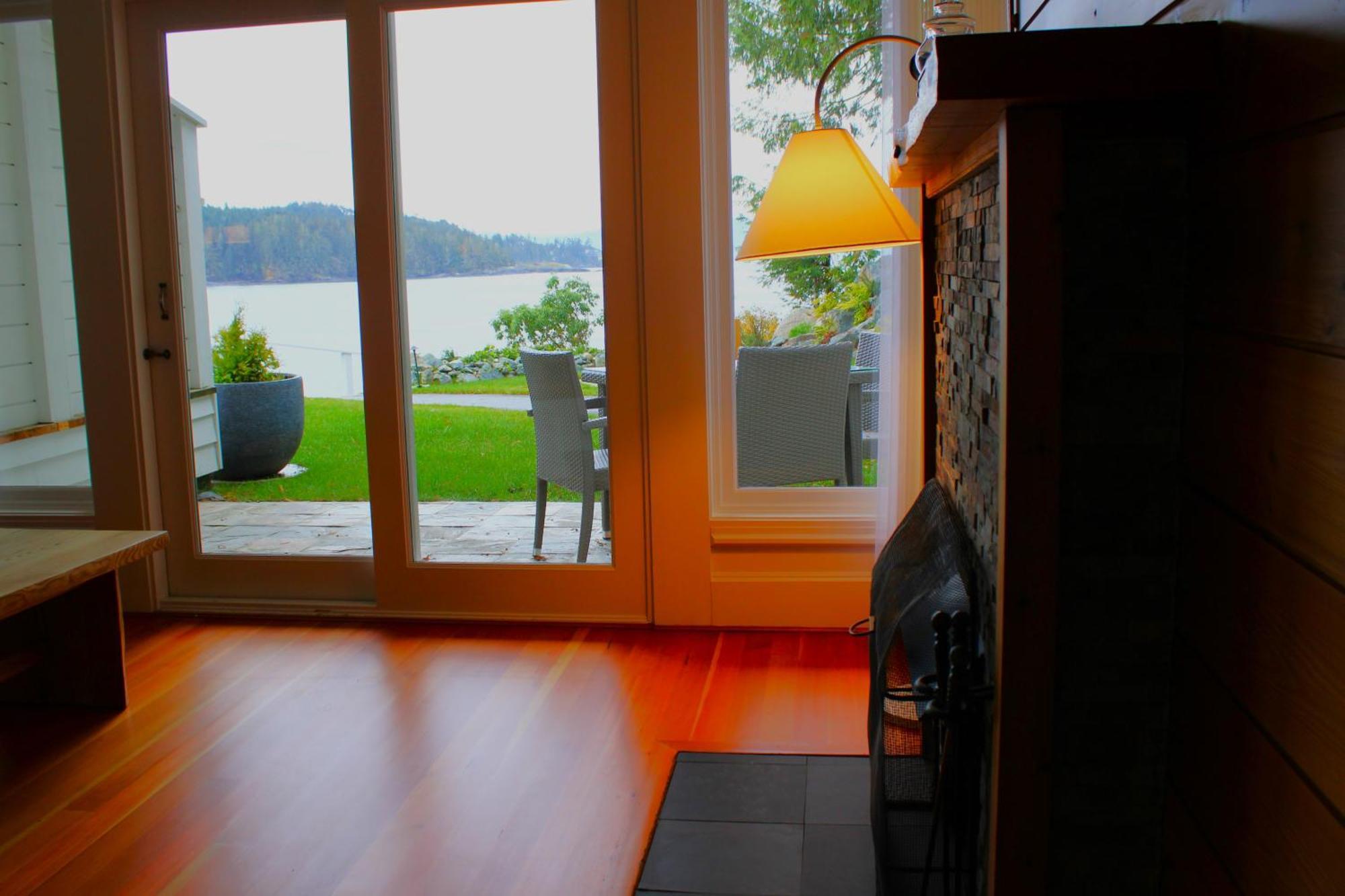 Sooke Harbour House Hotell Exteriör bild